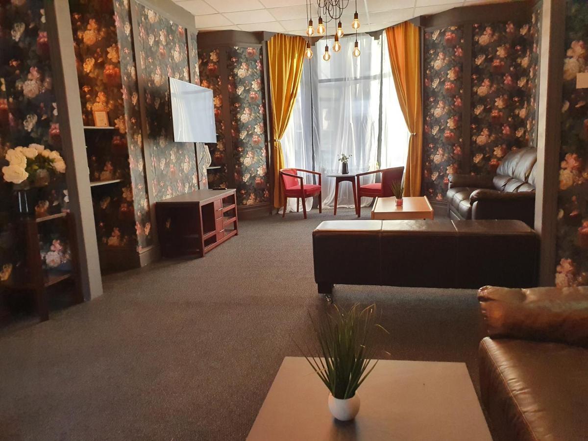 Balkan Hotel بلاكبول المظهر الخارجي الصورة